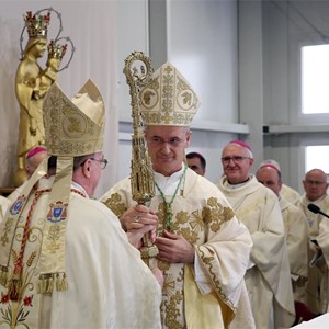 Mons. Dražen Kutleša preuzeo službu zagrebačkog nadbiskupa